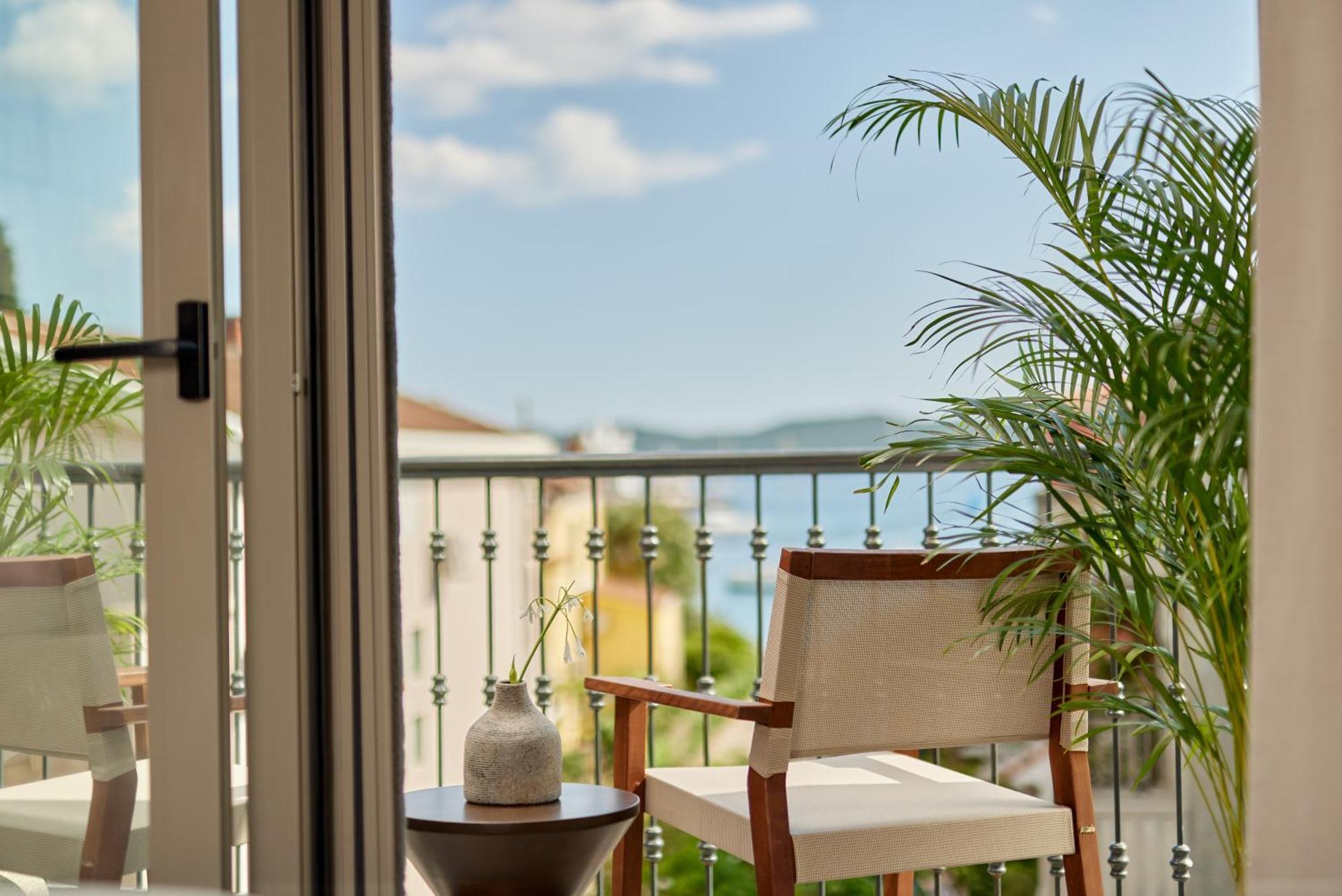 Casa Manor Boutique Hotel ติวัต ภายนอก รูปภาพ